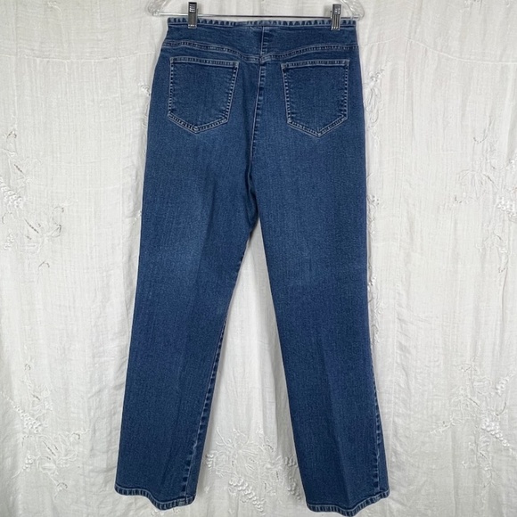 Vintage Crazy Horse Flattering Jeans 🎉Host Pick🎉 - Picture 7 of 8